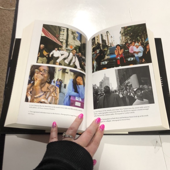 Watching The World Change The Stories Behind the Images of 9/11 by David Friend - Picture 4 of 6